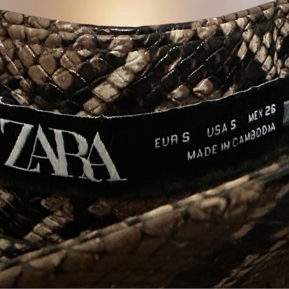 132 Zara | NWOT Brown Black Faux Leather Snakeskin Pleated Maxi Skirt (Size S) - Picture 4 of 9
